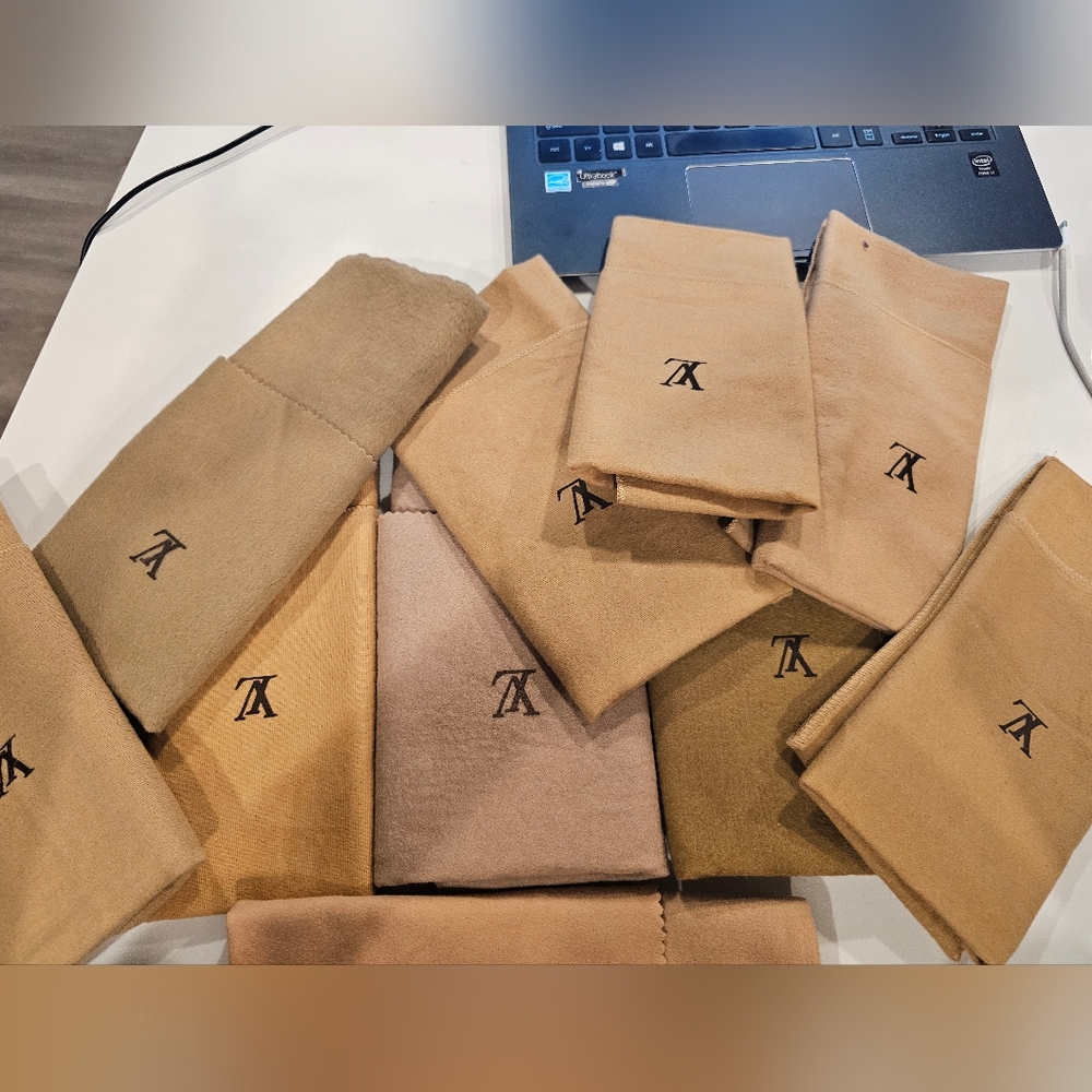 LV Dustbag - Picture 4 of 5